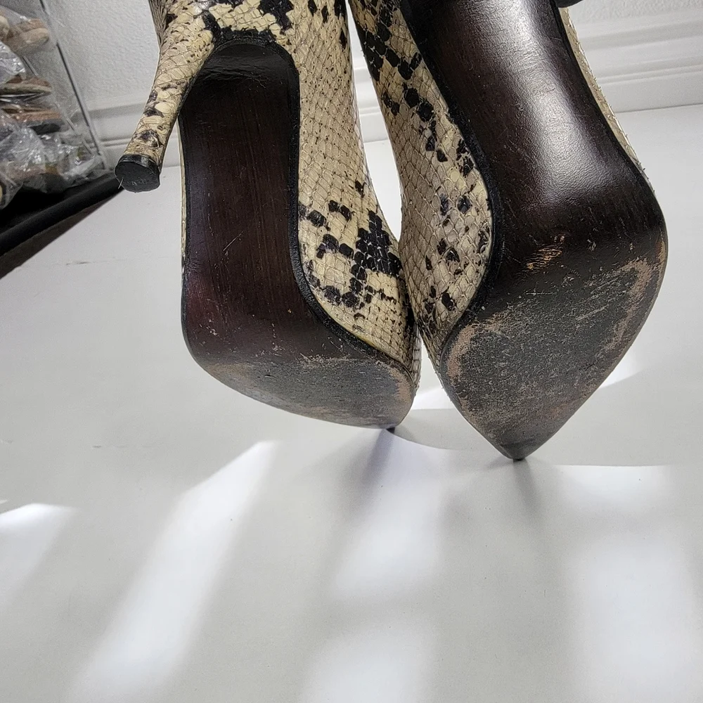 Stuart Weitzman Sz 8.5 Snake Pump Heels Pointed Toe Stilettos 4"_7